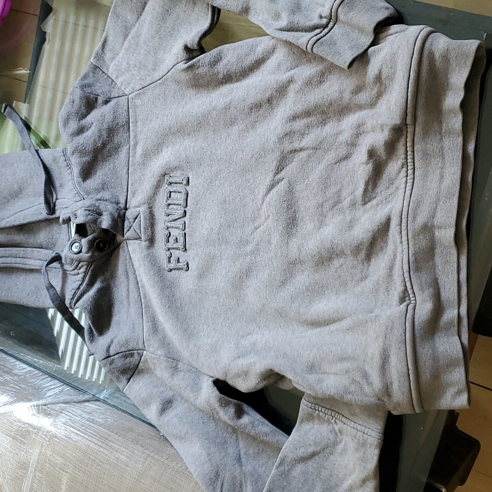 Fendi. Flash $